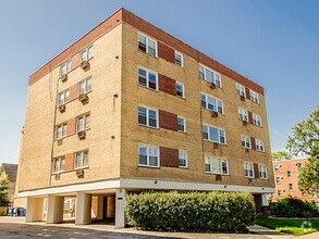 Building Photo - 445 Sherman Ave