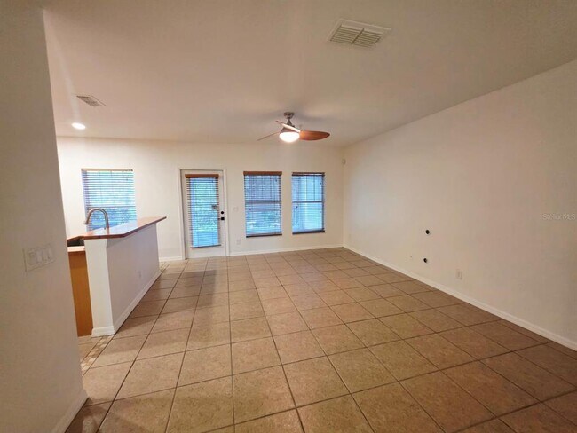 Foto del edificio - 9764 Tivoli Villa Dr