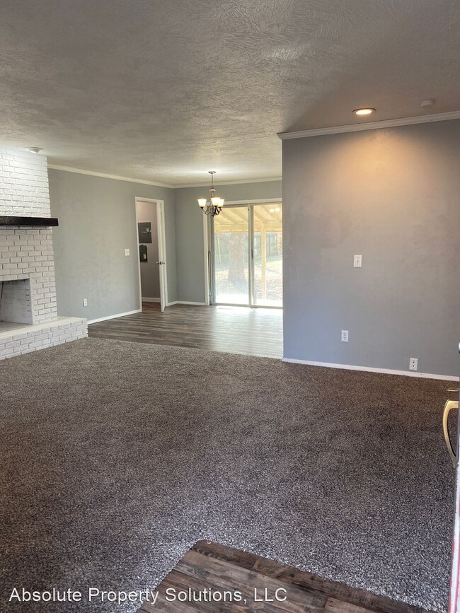 Building Photo - 3 br, 1.5 bath House - 3461 S Ferguson Ave