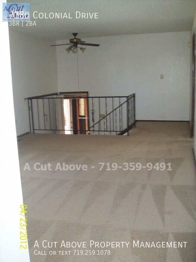 Building Photo - 3 Bedroom House off Fontaine and Fountain ...