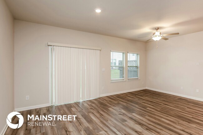 Foto del edificio - 5110 Glade Park Dr