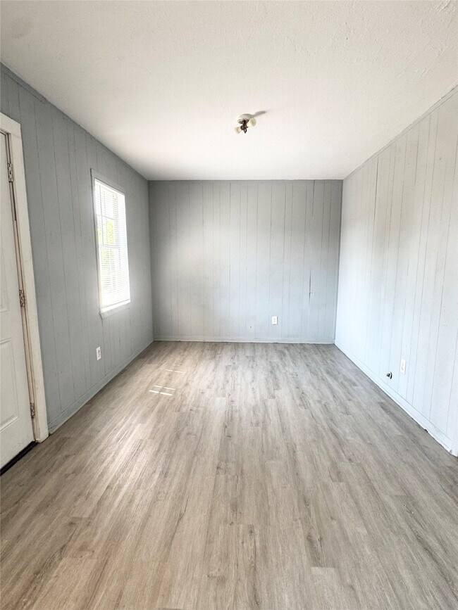 Foto del edificio - 6601 Avenue T