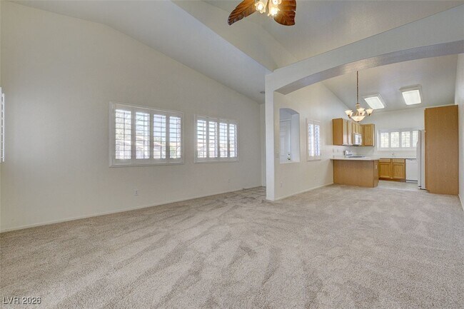 Foto del edificio - 7450 S Eastern Ave