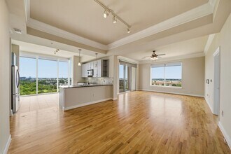 Building Photo - 3333 Allen Pkwy
