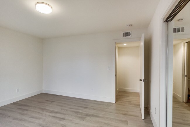 1 San Antonio Apartments Francisco Ca Building Photo 1 San Antonio Apartments