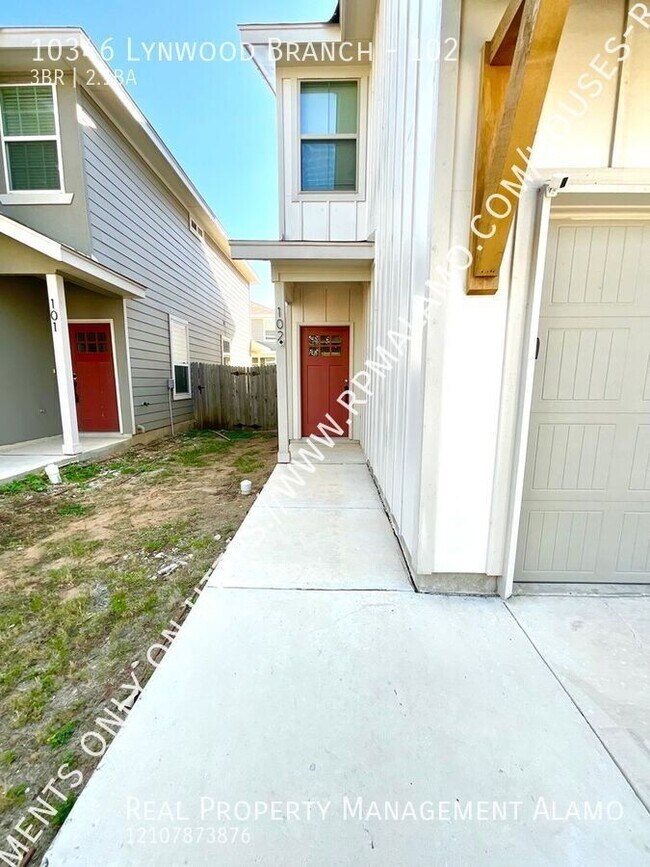 Photo - 10346 Lynwood Branch Apartment