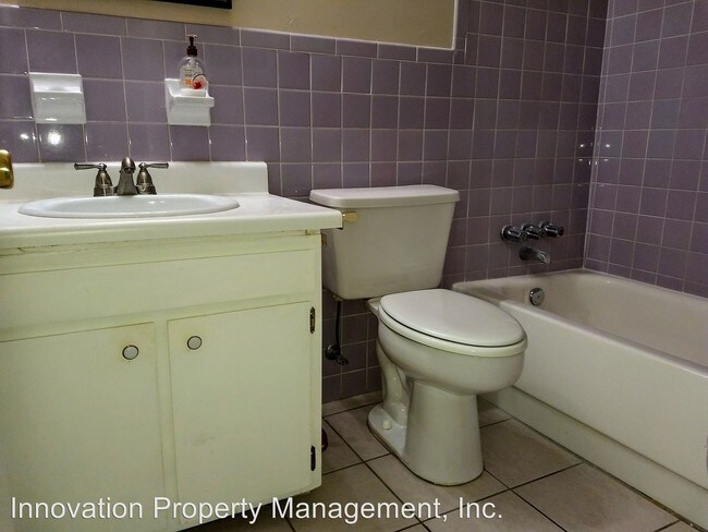 Foto del edificio - 1 br, 1 bath House - 445 D Street