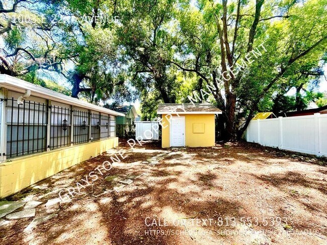 Foto del edificio - Discover this freshly painted 3 Bed, 1 Bat...