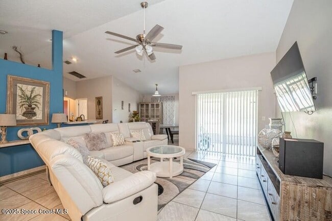 Foto del edificio - 437 Ward Rd SW