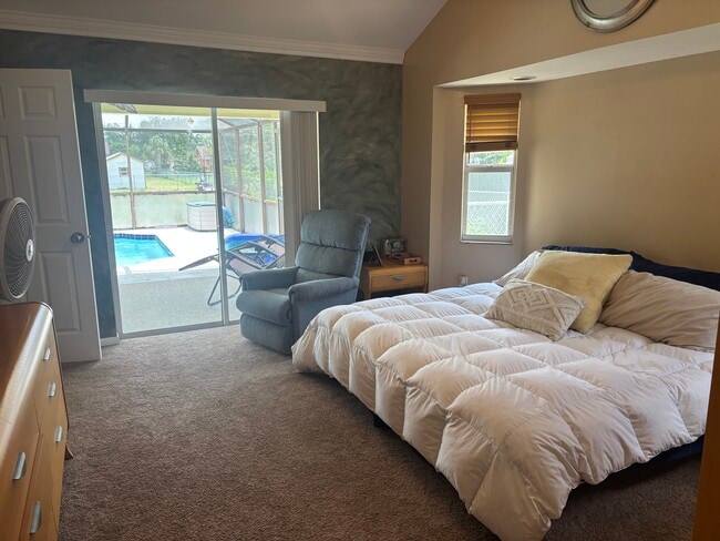 Building Photo - 212 Jefferson Ave