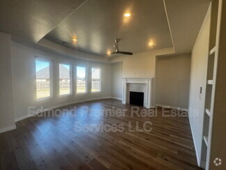 Building Photo - 10421 Salt Fork Dr