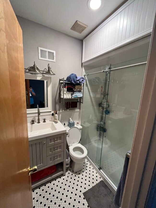 Foto del edificio - 757 S 3rd St