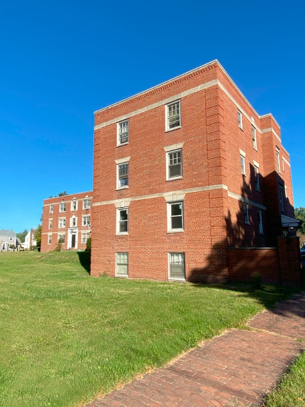 Foto del edificio - 2633 South St