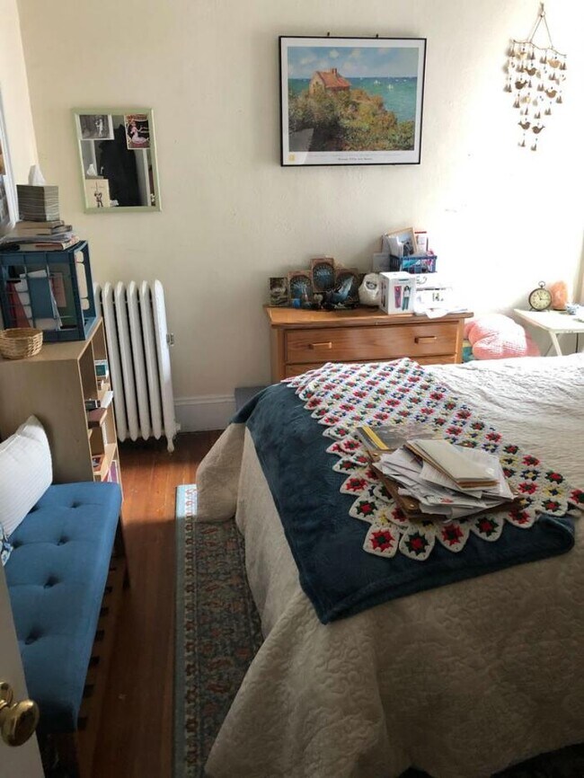Building Photo - 3 bedroom in Brookline MA 02445