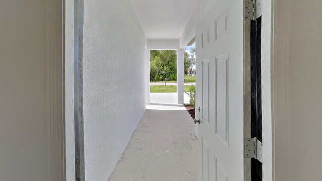 Foto del edificio - 4028 SW 7th Pl