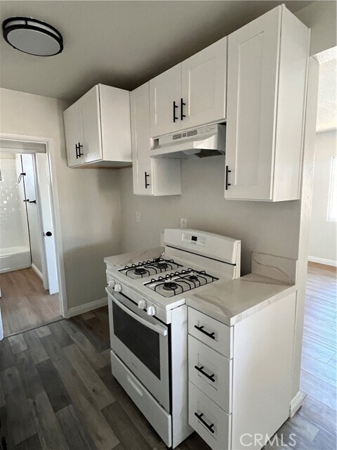 Foto del edificio - 703 W Anaheim St