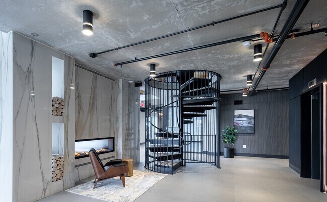 Foto del edificio - 95 Midtown Bridge St