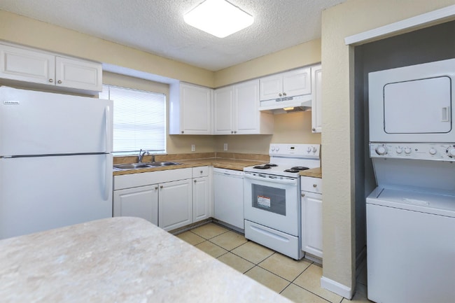 Photo - 5901 S Dale Mabry Hwy Apartment