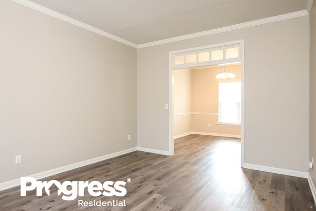 Building Photo - 5820 Waterford Landing Ct