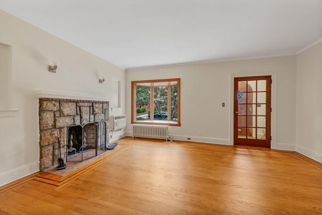 Foto del edificio - 6430 Fitchett St