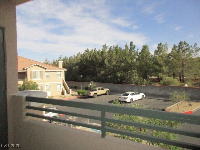 Foto del edificio - 9901 Trailwood Dr
