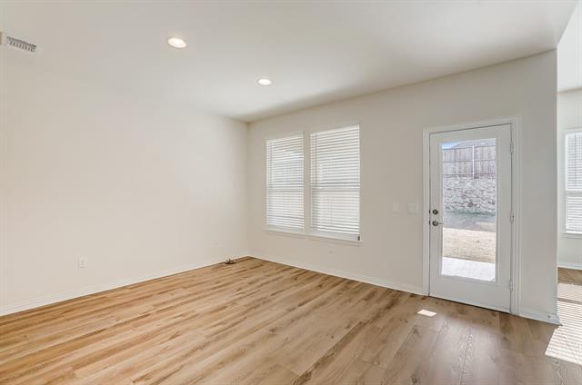 Foto del edificio - 2828 Ranger Ln