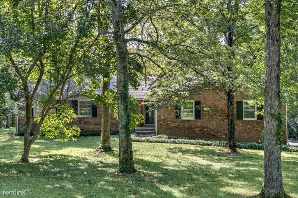 Primary Photo - 6433 Bresslyn Rd