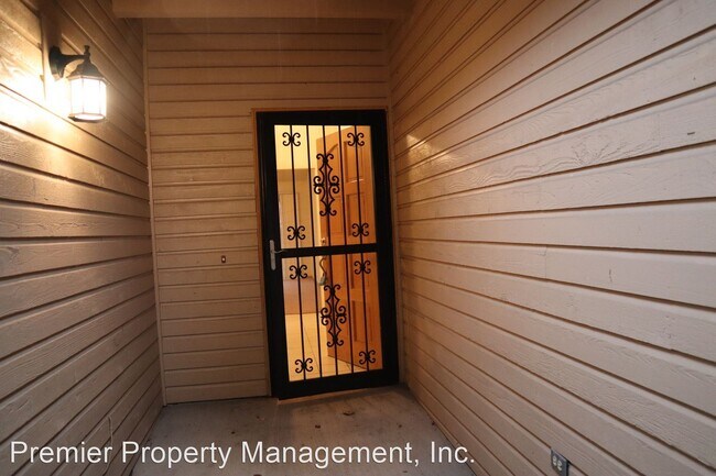 Foto del edificio - 3 br, 2 bath House - 11405 NE 2nd Ave