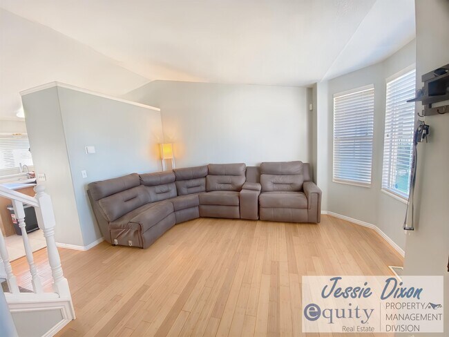 Foto del edificio - 2014 Jenny Ln.