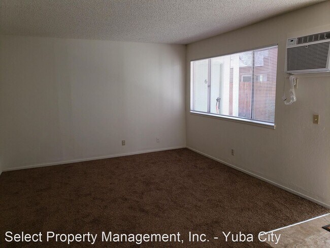 Building Photo - 1165 B St