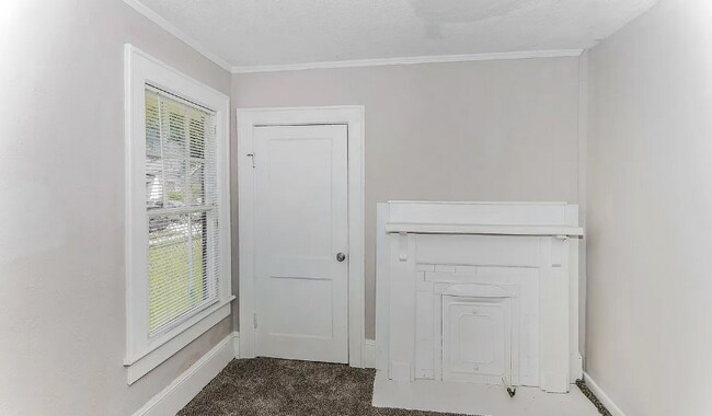 Foto del edificio - 1915 Beech Ave