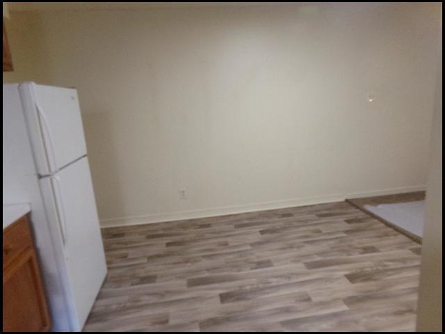 Foto del edificio - 610 S Maple St