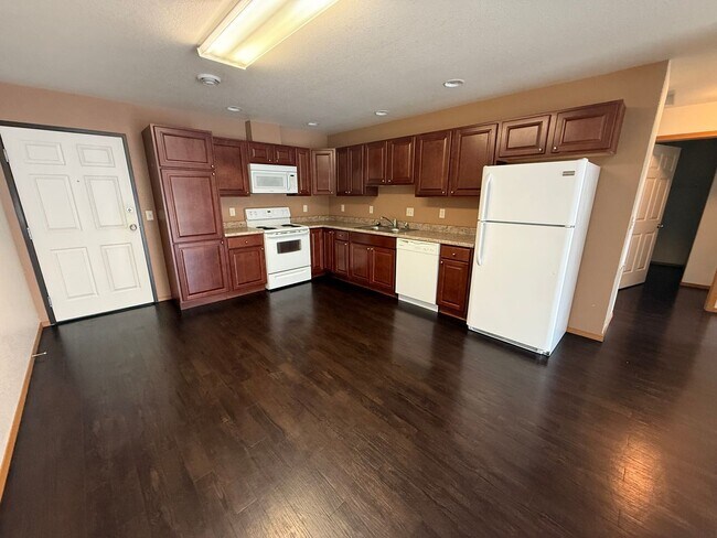 Foto del edificio - Upper 2 Bed 1 Bath