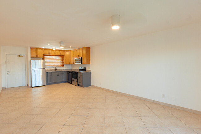 Building Photo - 630 Southwind Cir