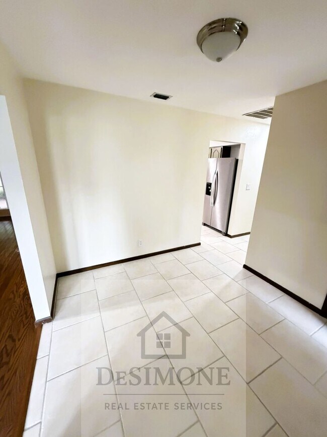 Foto del edificio - 4530 SW 46th St
