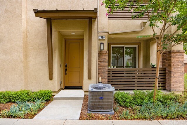 Building Photo - 7380 Luminaire Pl