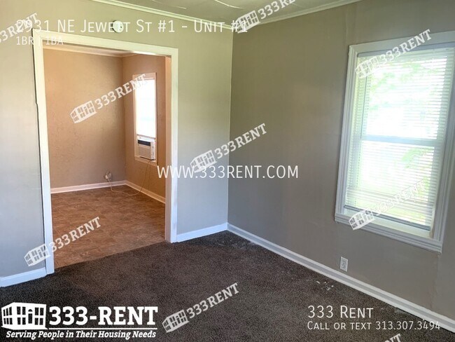 Building Photo - Lovely Apartment in North KC!