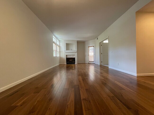 Living/Dining Room - 815 Swallowtail Ct