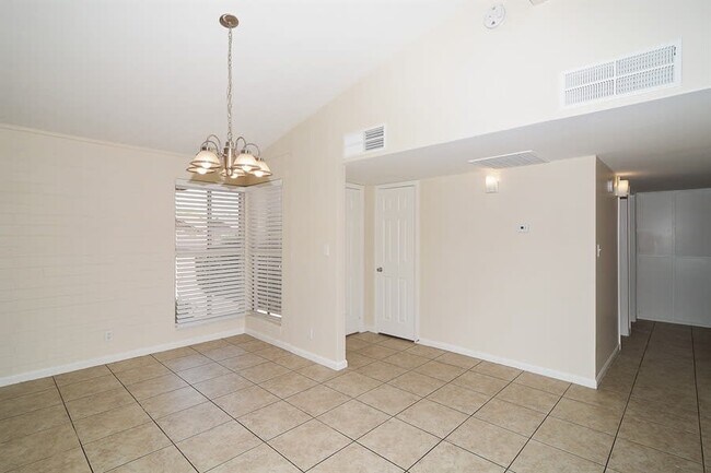 Building Photo - 3812 W Butler Dr