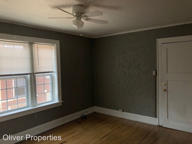 Building Photo - 4219 Ellenwood Ave