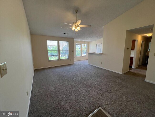 Foto del edificio - 703 Orchard Overlook