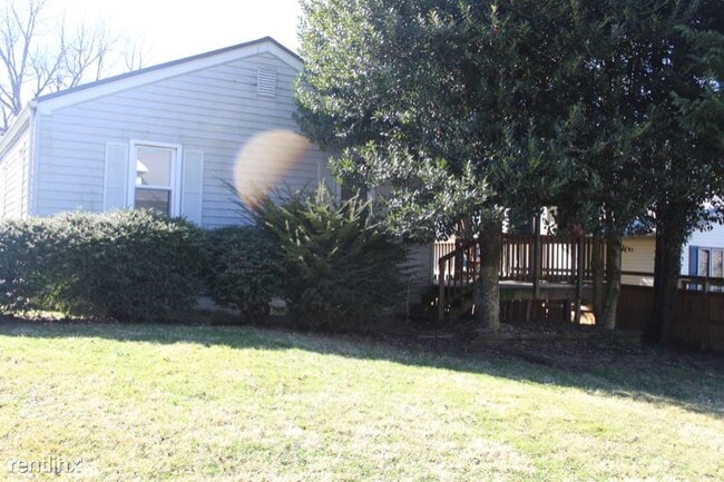 Foto del edificio - 3 br, 1.5 bath House - 1008 Buffalo St