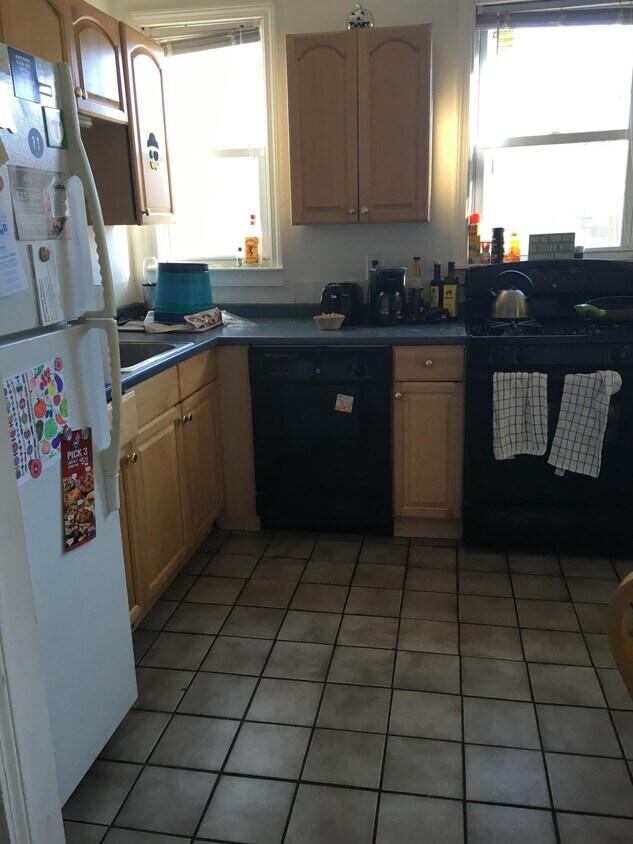 Foto principal - 94 Hillside St