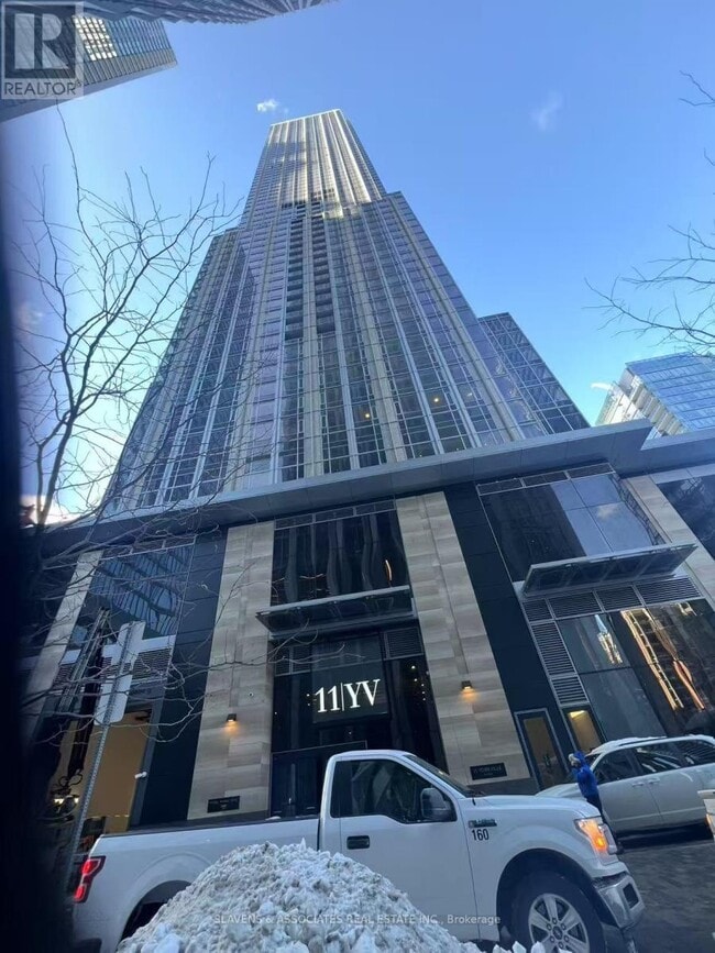 Building Photo - 11 Yorkville Ave