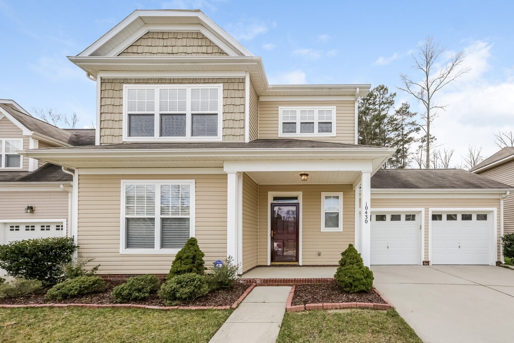 Foto principal - 10430 Carver Falls Rd