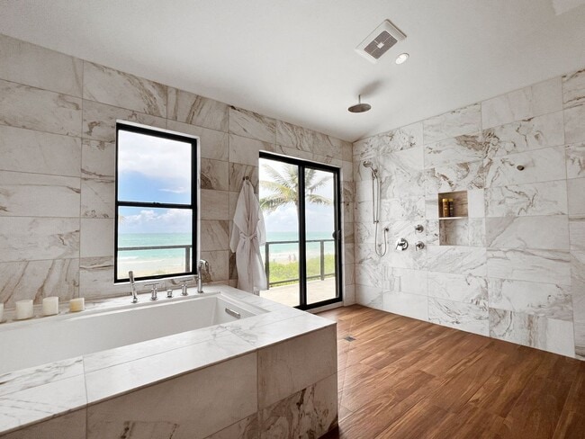 Building Photo - Modern Beachfront Estate w/Private Pool/Spa, Ocean View & AC: Kailua Beach Villa