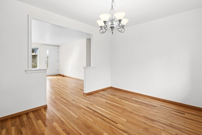 Foto del edificio - 3Bd/1.75Ba Bellevue House