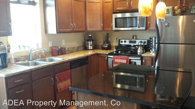 Foto del edificio - 3 br, 2.5 bath House - 2337 S. 3rd St W. #2