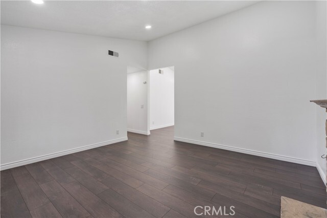 Building Photo - 10770 Essex Pl