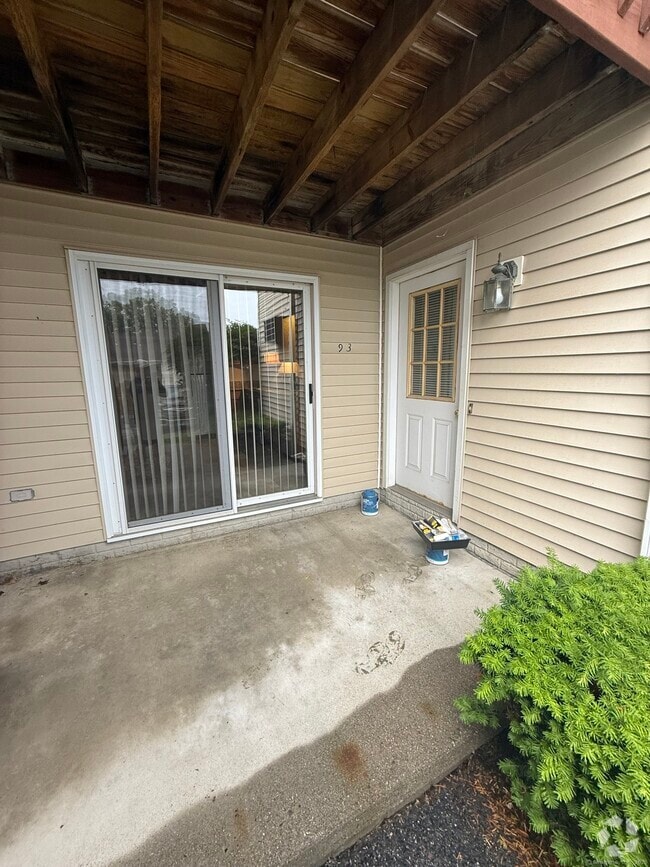 Building Photo - 93 Beard Dr